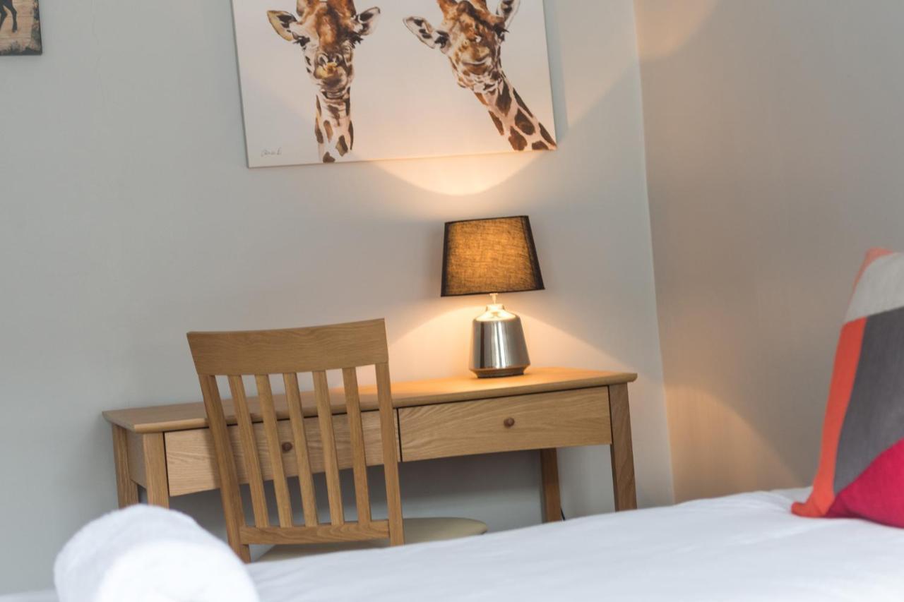 Royal Mile Modern Apartment Edinburgh Ngoại thất bức ảnh