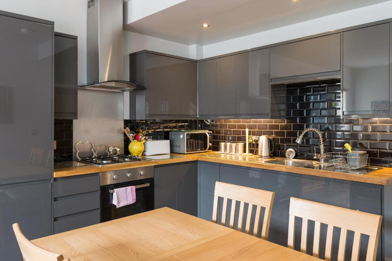 Royal Mile Modern Apartment Edinburgh Ngoại thất bức ảnh