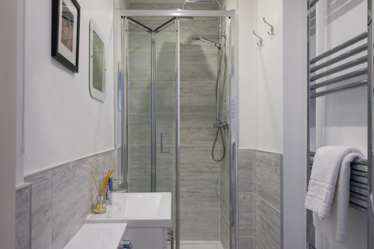 Royal Mile Modern Apartment Edinburgh Ngoại thất bức ảnh