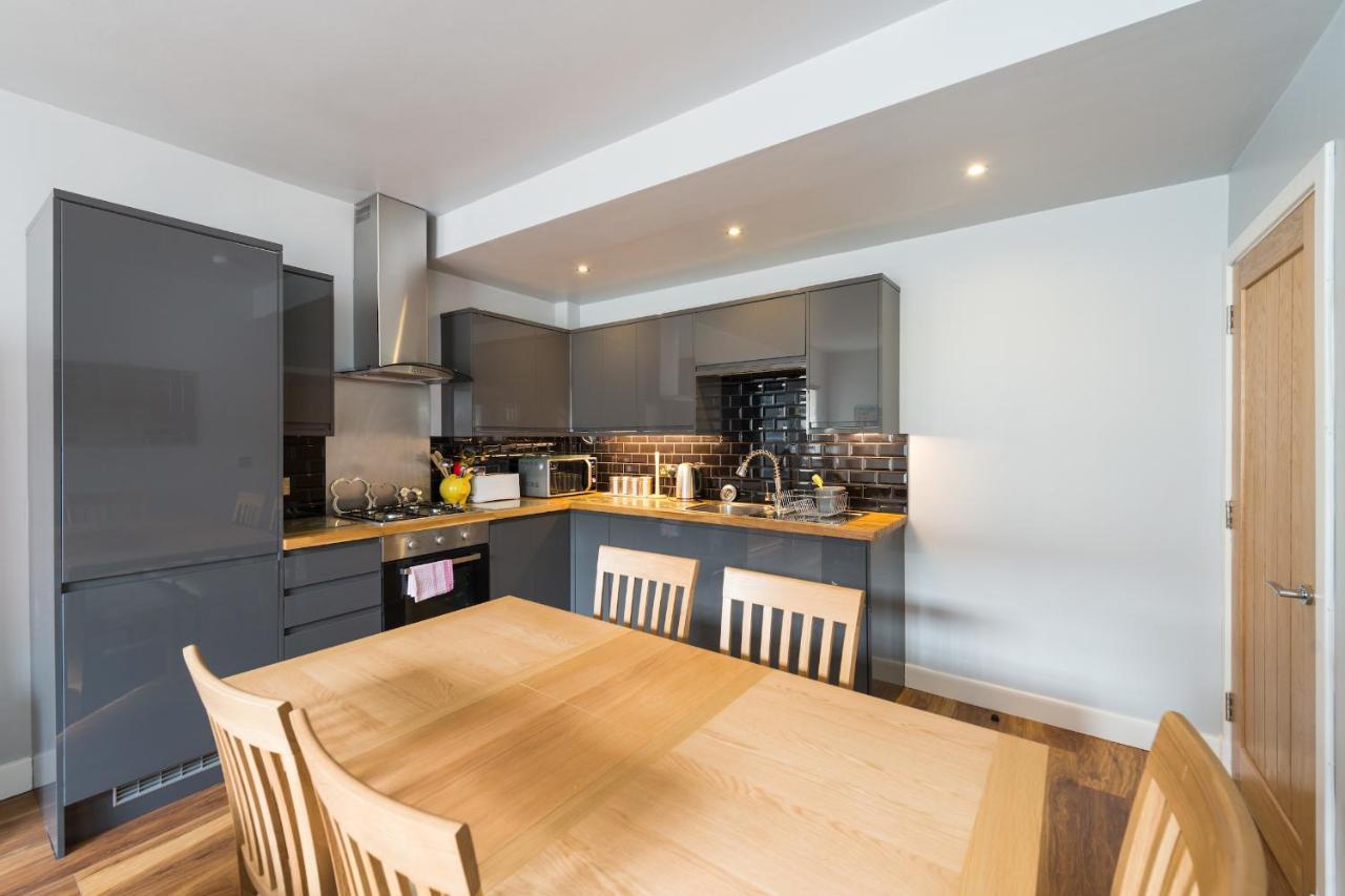 Royal Mile Modern Apartment Edinburgh Ngoại thất bức ảnh